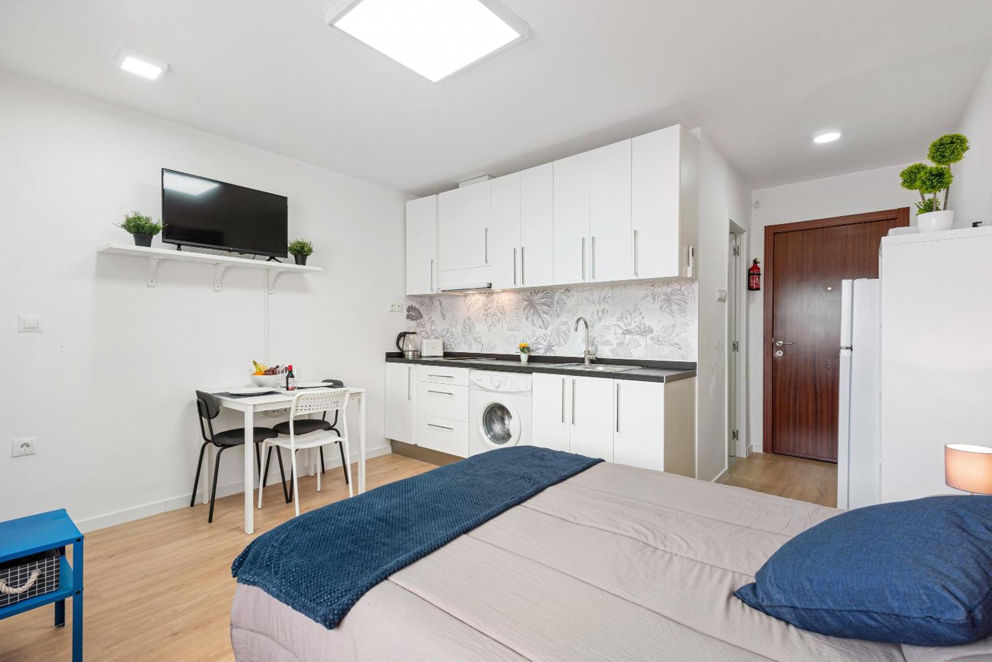 Estudio Larios 9B Malaga Bagian luar foto